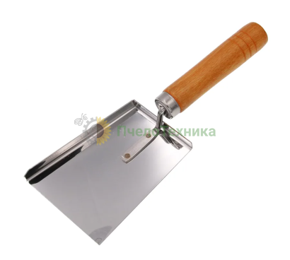 Скребок-лопатка (шлифованная сталь, деревянная ручка)